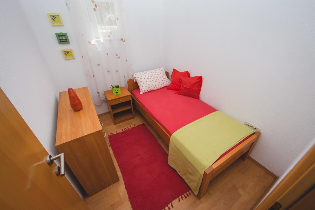 Apartment Karla&Nella Stobrec Bagian luar foto